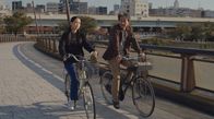 Perfect Days – Der Toilettenreiniger Hirayama (Kôji Yakusho) und seine Nichte Niko (Arisa Nakano)