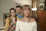 Verliebt in Berlin – v.l.n.r.: Hannah (Laura Osswald), Jürgen (Oliver Bokern), Lisa (Alexandra Neldel) (Dieses Foto von Alexandra Neldel darf nur in Zusammenhang mit der Berichterstattung über die Serie "Verliebt in Berlin" veröffentlicht und verbreitet werden.)