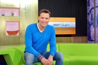 ARD-Buffet – Moderator Holger Wienpahl.