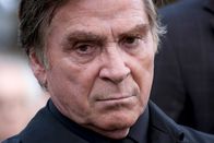 Das unsichtbare Mädchen – Trotz seiner Pensionierung lässt Kommissar Altendorf (Elmar Wepper) ein alter Fall nicht zur Ruhe kommen.