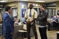 Brooklyn Nine-Nine – Brooklyn Nine-Nine (2014)