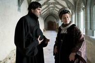 Zwingli - Der Reformator (3sat) – Zwingli bittet sie um Unterstützung: Max Simonischek als Zwingli, Rachel Braunschweig als Äbtissin Katharina von Zimmern