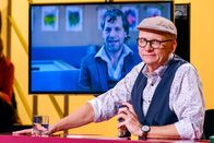 Was gibt es Neues? - Classics – . Oliver Baier – Promifrage: Vodoo Jürgens: „Warum erblasst der Masken-Nasendoktorfisch mehrmals täglich?“