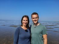 Verrückt nach Meer – Esbjerg/Dänemark. Ausflug ins Wattenmeer mit den Passagieren Vanessa Buchholz und Lukas Haas.