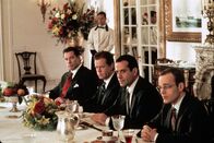 Zivilprozess – v.l.n.r.: Jan Schlichtmann (John Travolta), James Gordon (William H. Macy), Kevin Conway (Tony Shalhoub) und Bill Crowley (Zeljko Ivanek)