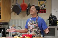 The Big Bang Theory – Freut sich auf den bevorstehenden Star Wars-Tag: Raj (Kunal Nayyar) ...