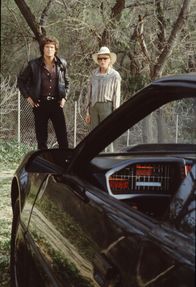 Knight Rider – Marco Berio, ein ehemaliger Mitarbeiter von F.L.A.G, nutzt seine Kenntnisse von K.I.T.T. um die CPU des Trans Am außer Kraft zu setzen und ihn gegen seinen Besitzer Michael Knight zu wenden.