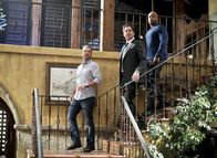 Navy CIS: L.A. – Ermitteln zusammen in einem neuen Fall: Callen (Chris O'Donnell, l.), Sam (LL Cool J, r.) und DiNozzo (Michael Weatherly, M.) ...