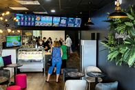 Auf und davon – Der Waffelshop von Marina und Mike