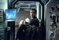Solaris – Natascha McElhone (Rheya), George Clooney (Chris Kelvin).