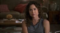 Speechless – Gibt alles, damit es ihrer Familie gut geht: Maya (Minnie Driver) ...
