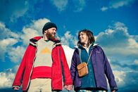 Sightseers – Chris (Steve Oram) und Tina (Alice Lowe) lieben und genießen die freie Natur.