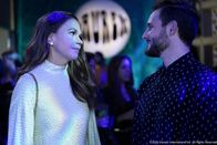 Younger – Liza Miller (Sutton Foster, l.); Josh (Nico Tortorella, r.)