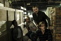 MacGyver – (v.l.n.r.) Hadley (Jimmy Gonzales); Jack Dalton (George Eads); MacGyver (Lucas Till)