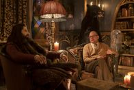 What We Do in the Shadows – Nandor (Kayvan Novak, l.); Colin Robinson (Mark Proksch, r.)