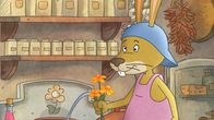Der kleine Rabe Socke – Diese Blumen riechen aber komisch, findet Löffel.