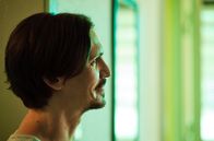 Tatort – Anton Maler (Christopher Schärf) baut auf seinen Charme.