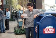 How I Met Your Mother – Ohne Fragen zu stellen, muss Ted (Josh Radnor) seinen Freund Marshall aus einer misslichen Lage retten ...
