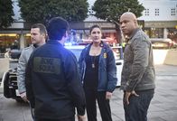 Navy CIS: L.A. – Ihr neuer Fall beschäftigt sich mit Kindern, die von einer Terrorzelle zu menschlichen Bomben abgerichtet wurden. Doch Callen (Chris O'Donnell, l.) und Sam (LL Cool J, r.) geben alles, um die Kinder zu retten, und einen Anschlag zu verhindern ...