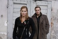 Lenßen & Partner – Für viele Menschen in Not sind Ingo Lenßen und sein Ermittler-Team (Sandra Nitka (l.) und Christian Storm (r.) oft die letzte Hoffnung. Denn überall dort, wo die Polizei selbst nicht aktiv wird, bringen sich die Detektive ein. Dabei kann es auch um Taten gehen, die zwar laut Gesetz noch nicht strafbar sind, die Betroffenen jedoch oft in Verzweiflung stürzen ...