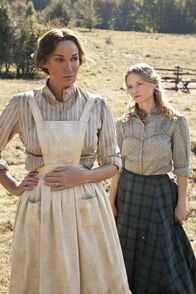 Hatfields & McCoys – Levicy Hatfield (Sarah Parish, l.) und Roseanna McCoy (Lindsay Pulsipher)