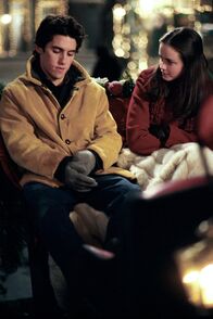 Gilmore Girls – Bei einer Schlittenfahrt kommen Jess (Milo Ventimiglia, l.) und Rory (Alexis Bledel, r.) ins Gespräch und verstehen sich eigentlich ganz gut - das bleibt auch Dean nicht lange verborgen ...