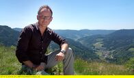 Odysso extra – Biologe und Wissenschaftsjournalist Axel Wagner geht dramatischen Ereignissen vor unserer Haustür auf den Grund und prüft, wo was getan wird, um der Natur wirklich zu helfen.