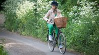 Agatha Raisin – Agatha Raisins (Ashley Jensen) Ermittlungen führen zu dem Gutshaus.
