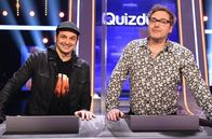 Quizduell-Olymp – Die Kandidaten des Teams "Gags": Die Comedians Kaya Yanar (l.) und Paul Panzer (r.).