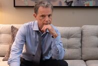 Atlanta Medical – Bruce Greenwood (Dr. Randolph Bell).