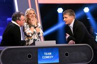 Quizduell-Olymp – Moderator Jörg Pilawa (r.) mit den Kandidaten des Teams "Comedy": Marco Rima (l.) und Lisa Feller (M.), beide Komiker