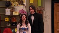 iCarly – Carly Shay (Miranda Cosgrove), Spencer Shay (Jerry Trainor)