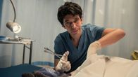 This Is Going to Hurt – Auch wenn Adam (Ben Whishaw) glaubt, schon alles gesehen zu haben, ist sein Job immer wieder für eine Überraschung gut.