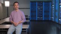 PUR+ – Moderator Eric Mayer besucht das Faktenchecker-Team der "ZDFheute".
