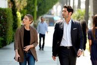 Lucifer – Chloe (Lauren German, l.); Lucifer (Tom Ellis, r.)
