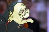 Stadt Land Kunst – Mysteriöse und gespenstische Marionetten sind die Stars der indonesischen Volkskultur: Das indonesische Schattentheater wurde zunächst vom Hinduismus und später vom Islam geprägt.