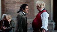 The Great – Orlo (Sacha Dhawan, l.), Velementov (Douglas Hodge, r.)