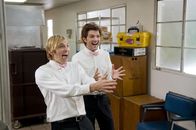 Party Down – Kyle Bradway (Ryan Hansen, l.); Henry Pollard (Adam Scott, r.)