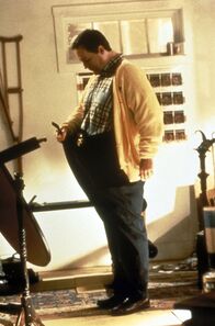 Stephen Kings Thinner - Der Fluch – Der dicke Anwalt Billy Hallek (Robert John Burke) wird mit einem Fluch belegt: Er wird dünner und dünner und dünner ...