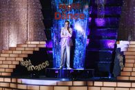 Castle – Während der Tanzshow "A Night of Dance", die von Brad Melville (Adam Harrington) moderiert wird, geschieht hinter den Kulissen ein grausamer Mord ...