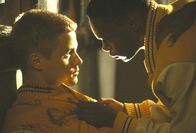 Jeepers Creepers 2 – Der unheimliche Creeper ist zurück und natürlich sofort wieder auf Nahrungssuche. Diesmal sind die Basketballer Jake (Josh Hammond, l.) und Deundre (Garikayi Mutambirwa, l.) in seinem Visier ...