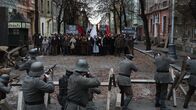 Die Deutschen – In Berlin kommt es am 6. Dezember 1918 zu Schießereien zwischen rechtsgerichteten Soldaten und demonstrierenden Arbeitern.