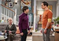 The Big Bang Theory – (v.l.n.r.) Larry Fowler (Teller); Howard (Simon Helberg); Sheldon (Jim Parsons)