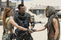 Resident Evil: Extinction – (l to r) Ali Larter, Oded Fehr and Milla Jovovich