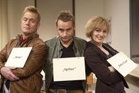 Switch Reloaded – (4. Staffel) - Niedrig & Kuhnt: Bernie Kuhnt (Michael Müller, l.), Bernie Kuhnt (Bernhard Kuhnt, M.) und Conny Niedrig (Martina Hill, r.)