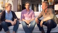 Ich will ein Kind von Dir – Philipp (Felix Klare, Mitte) sitzt zwischen zwei Stühlen: seine Freunde Steffi (Judith Hoersch) und Kai (Kai Lentrodt) streiten sich.