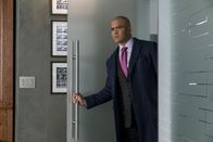 Bull – Pictured: Chunk Palmer (Chris Jackson)
