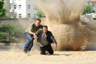 Allein unter Nachbarn – Omars (Tamer Trasoglu, r.) Wort ist Gesetz im Kiez! Bis Harald (Hannes Jaenicke, l.) dort eine Wohnung bezieht ...