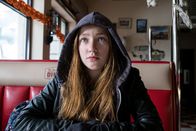 Invisible Sue - Plötzlich unsichtbar – Sue (Ruby M. Lichtenberg) ist eine Einzelgängerin.