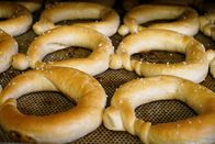 Hoagascht – Frisch gebackene Fastenbrezen der Bäckerei Binggl